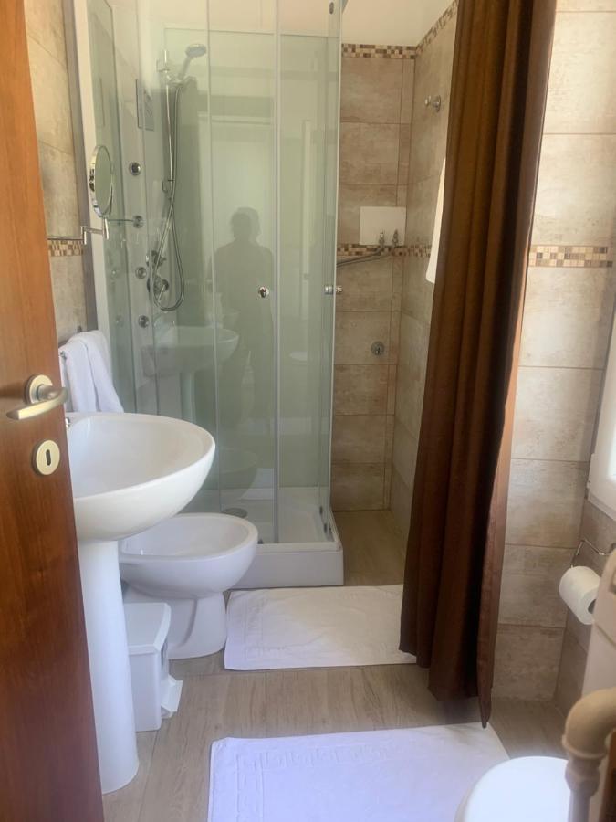 Albergo Al Lago Anfo Ngoại thất bức ảnh