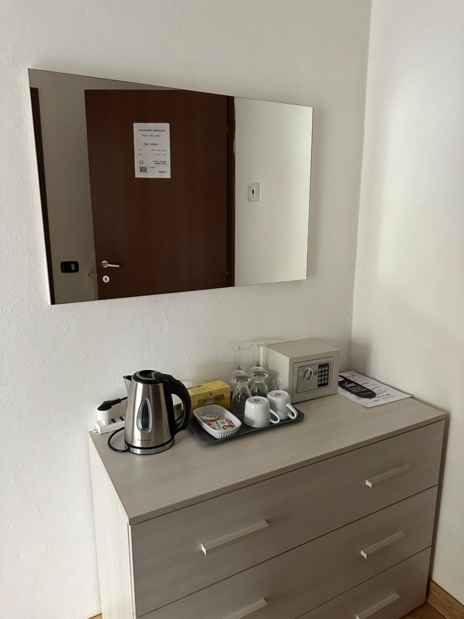 Albergo Al Lago Anfo Ngoại thất bức ảnh