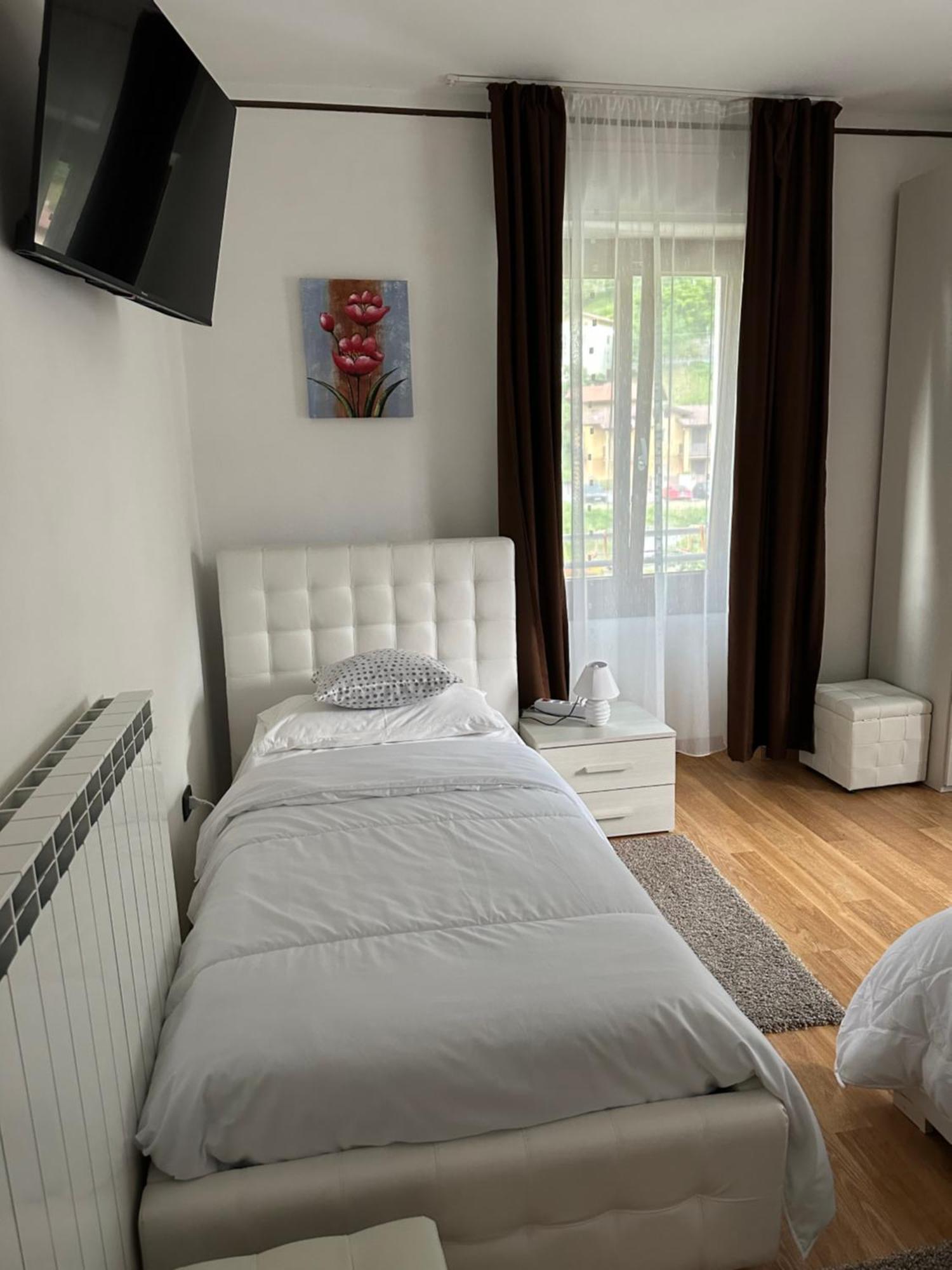Albergo Al Lago Anfo Ngoại thất bức ảnh