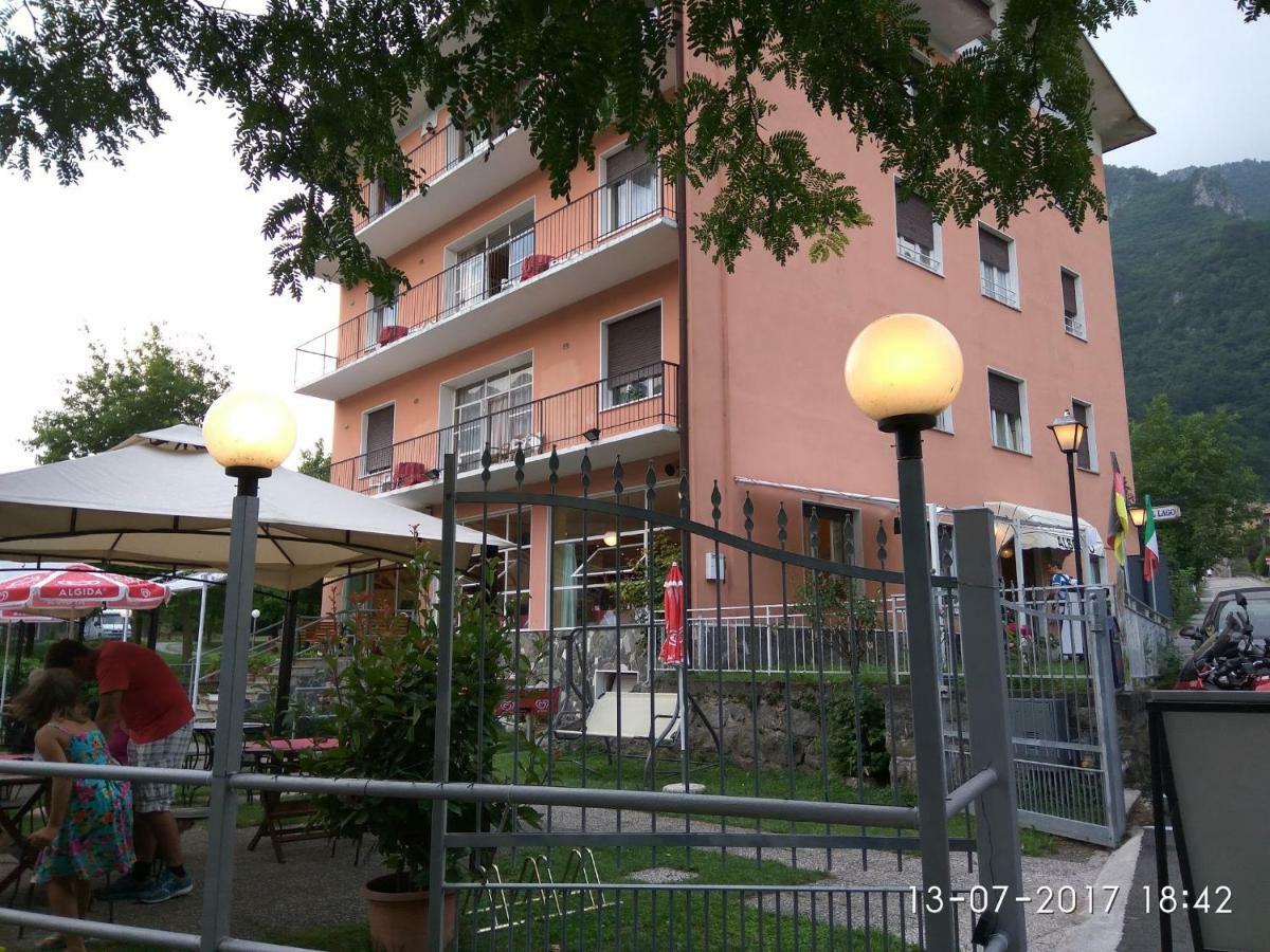 Albergo Al Lago Anfo Ngoại thất bức ảnh